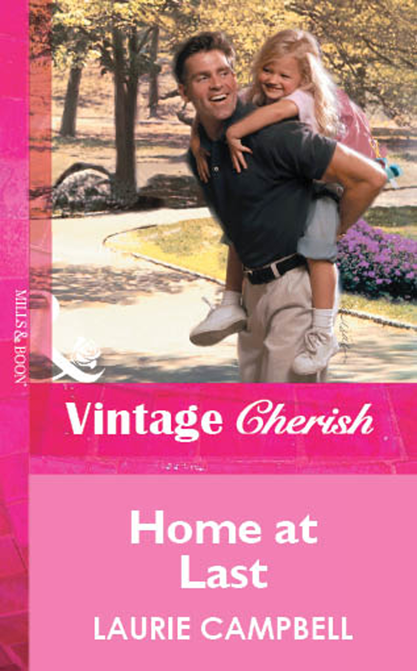 Обложка книги «Home At Last»