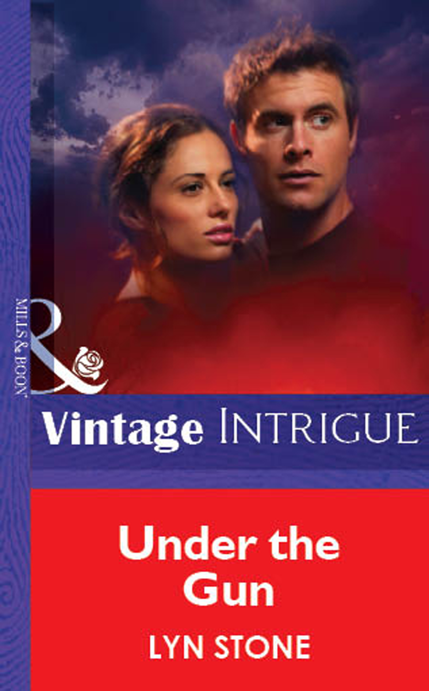 Обложка книги «Under The Gun»