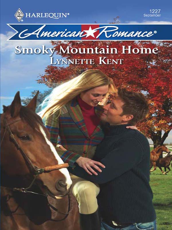 Обложка книги «Smoky Mountain Home»
