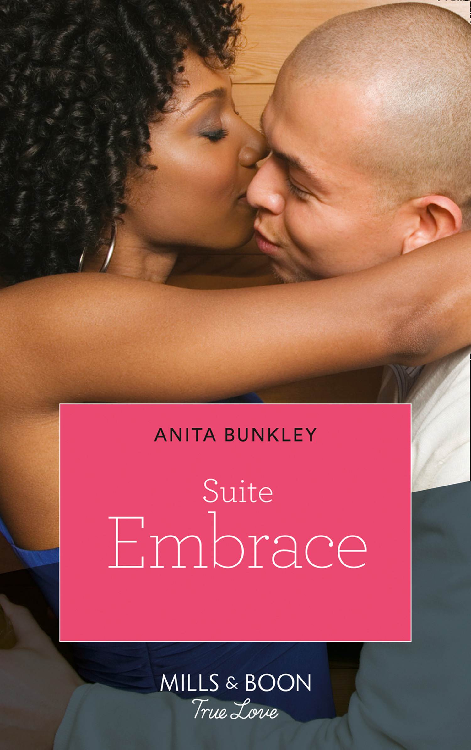 Обложка книги «Suite Embrace»