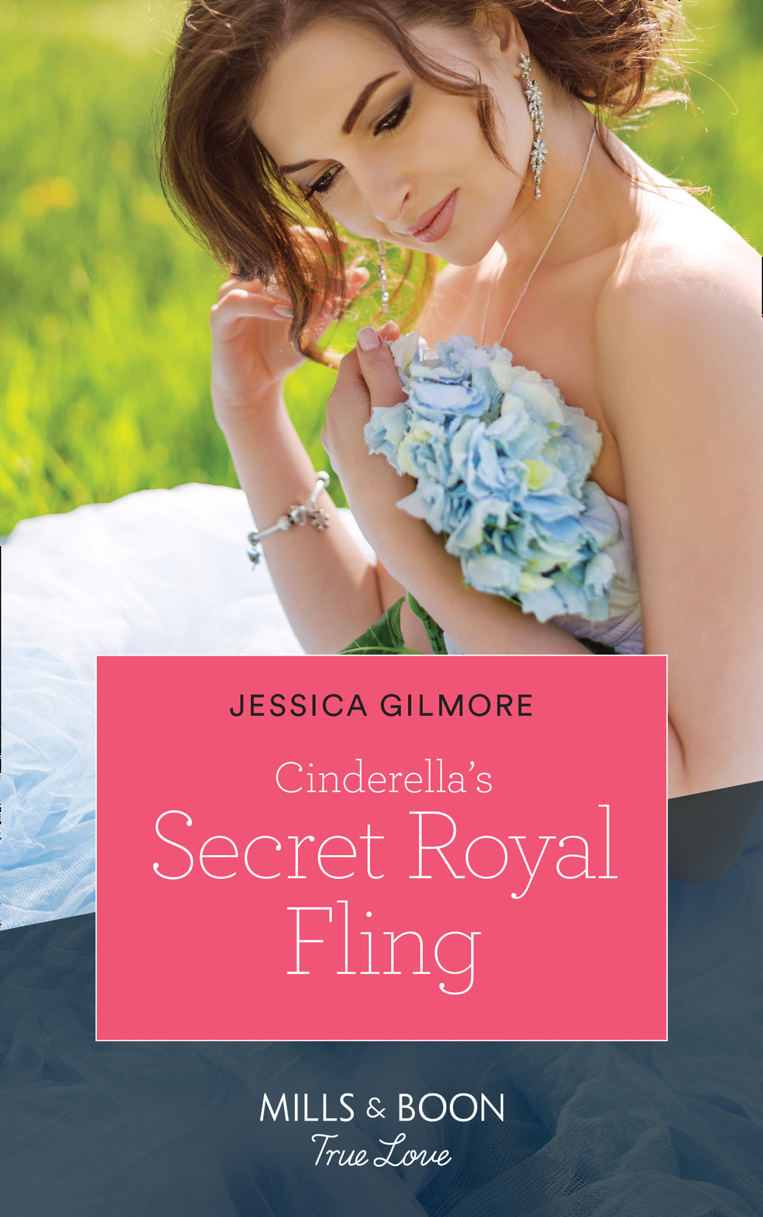 Обложка книги «Cinderella's Secret Royal Fling»