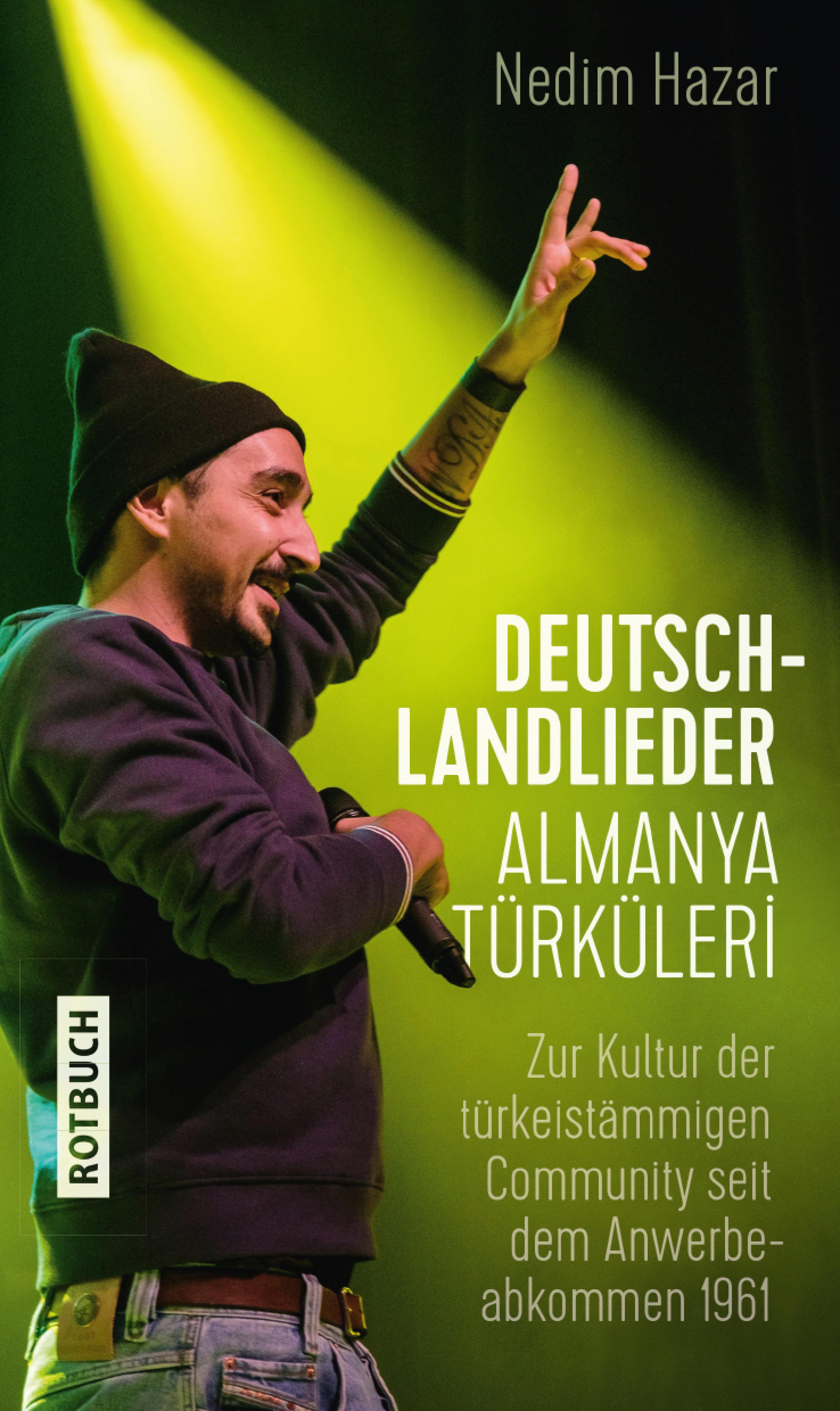 Обложка книги «Deutschlandlieder. Almanya Türküleri»