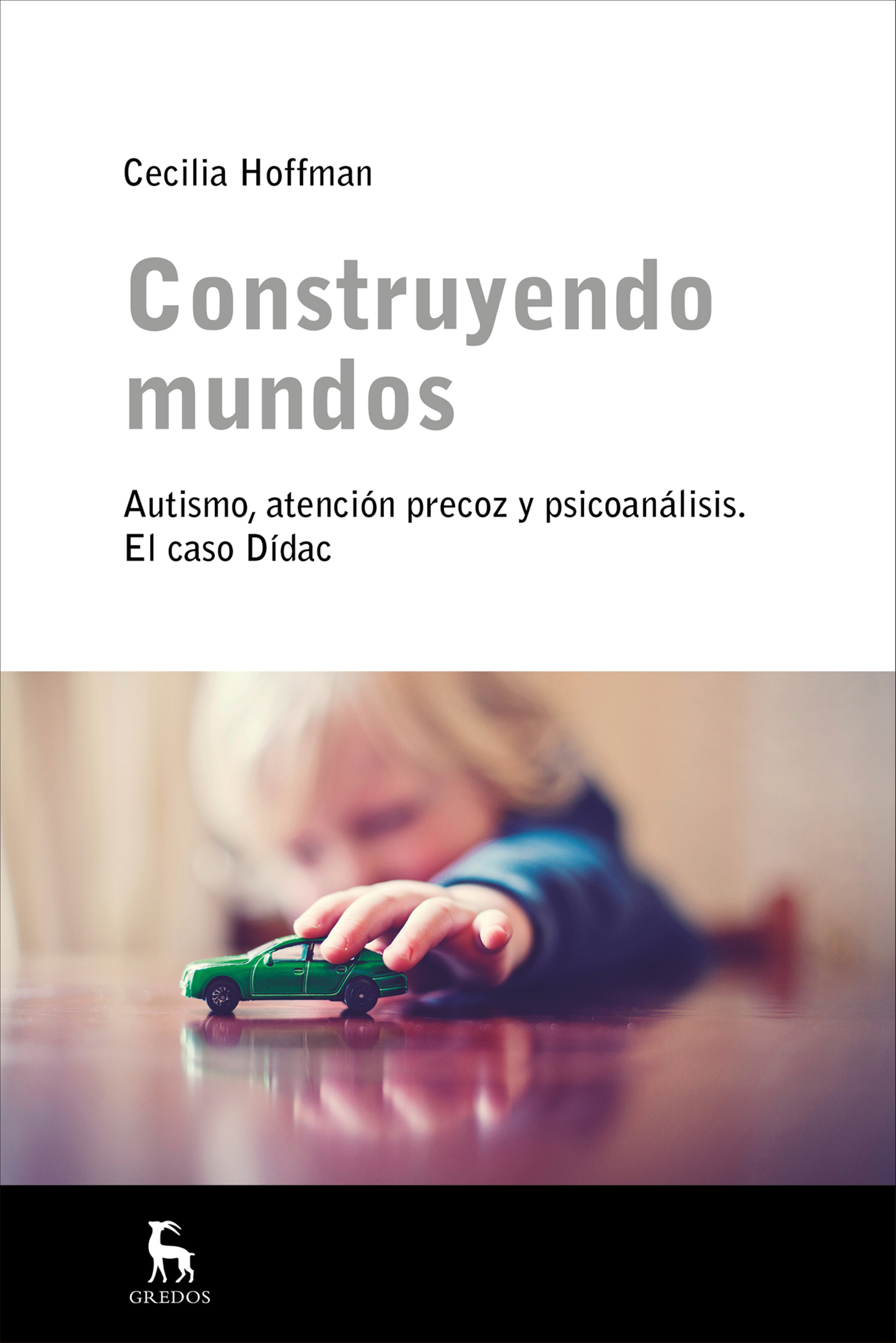 Обложка книги «Construyendo mundos»