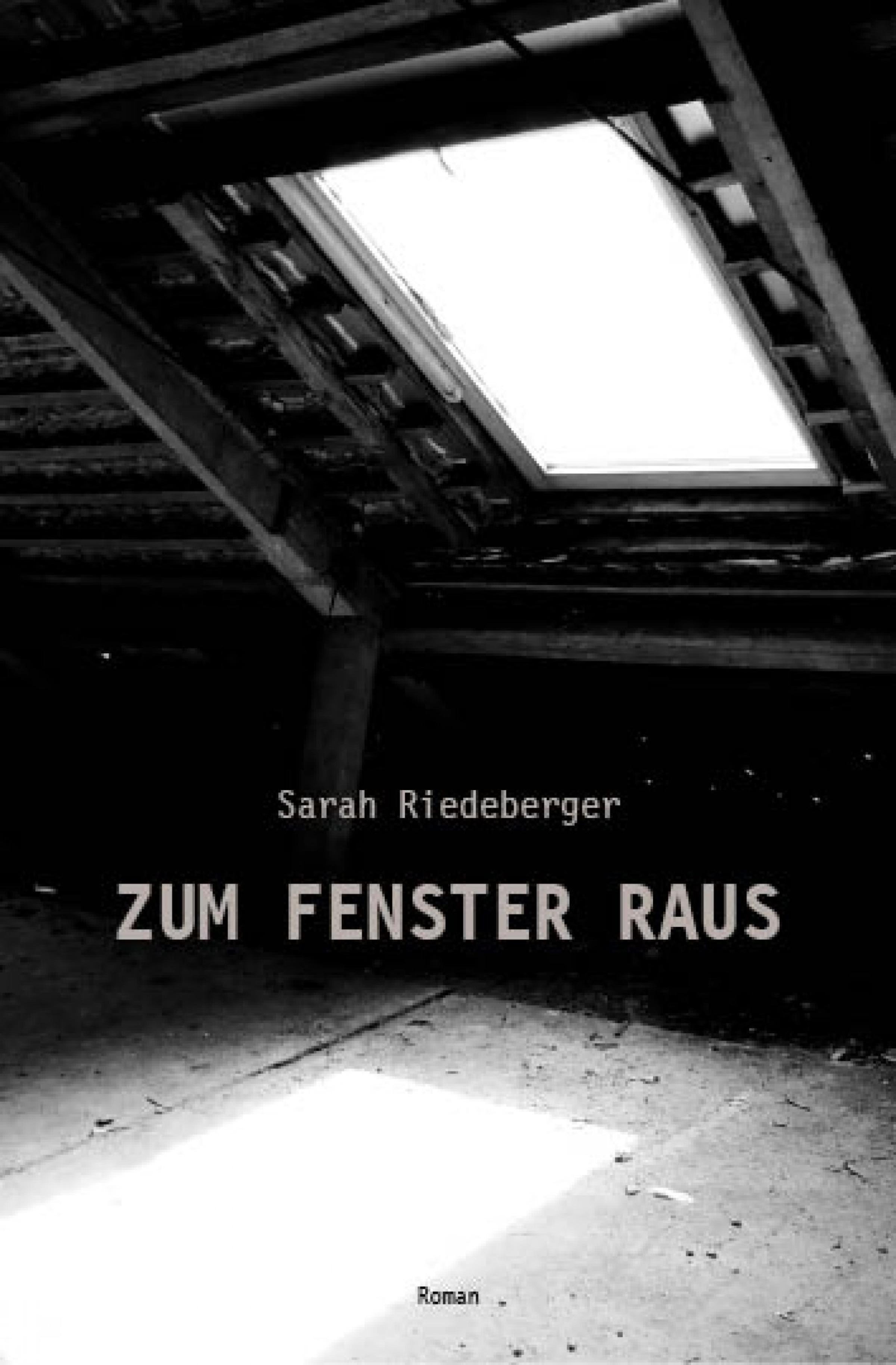 Обложка книги «ZUM FENSTER RAUS»