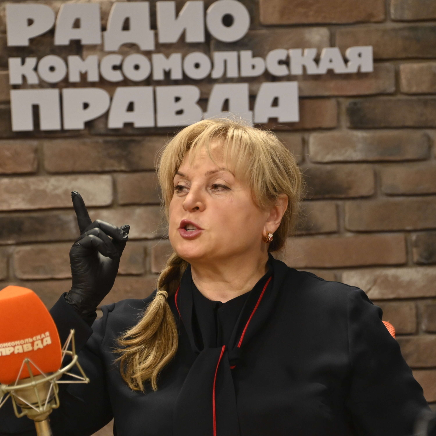Обложка книги «Элла Памфилова: Кто захочет превратить выборы в фарс, «получит по рукам»»